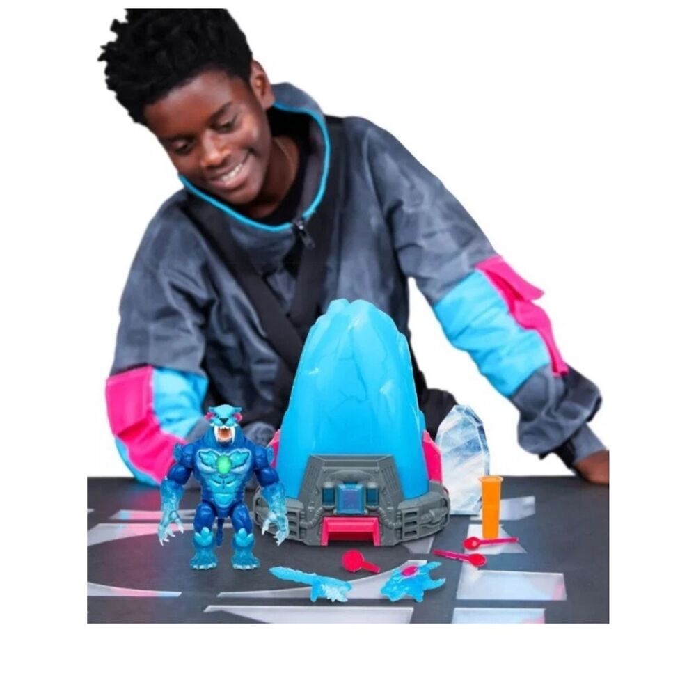 Mr Beast Lab Mystery Collector Playset with Action Figure and Accessories